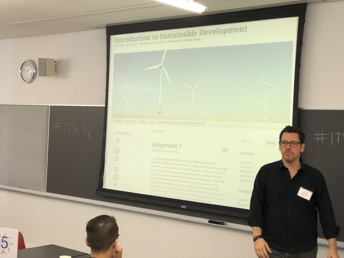 CTLgrads's tweet photo. Jason Smerdon is demonstrating how he uses blogs in Sustainable Development courses to build stronger in-class debates. #itsi18 https://t.co/A3PO53pOP6