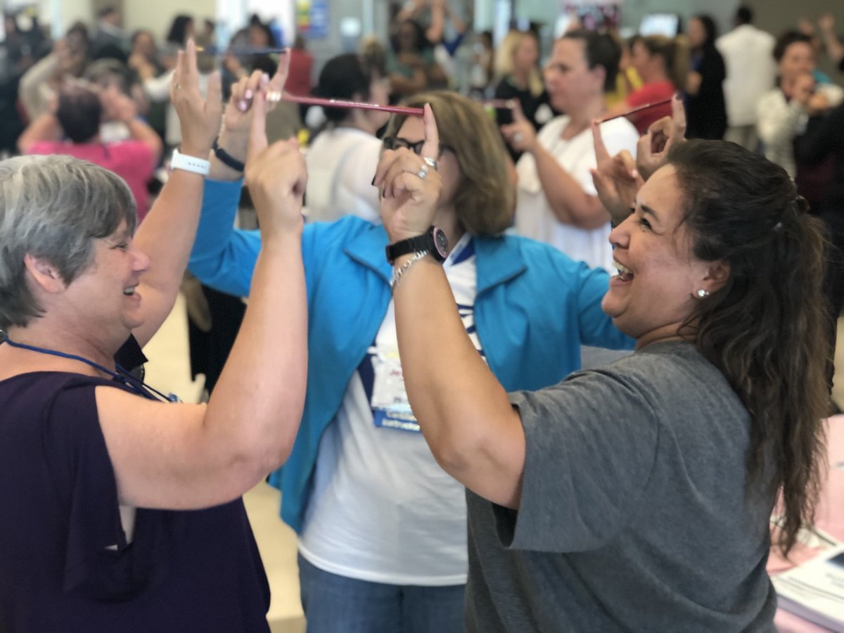 DrAxiniaZepeda's tweet photo. @ConsciousD Pencil Stretch with our CD School family members #CD1A2018 #Houston https://t.co/5AjJEODurw