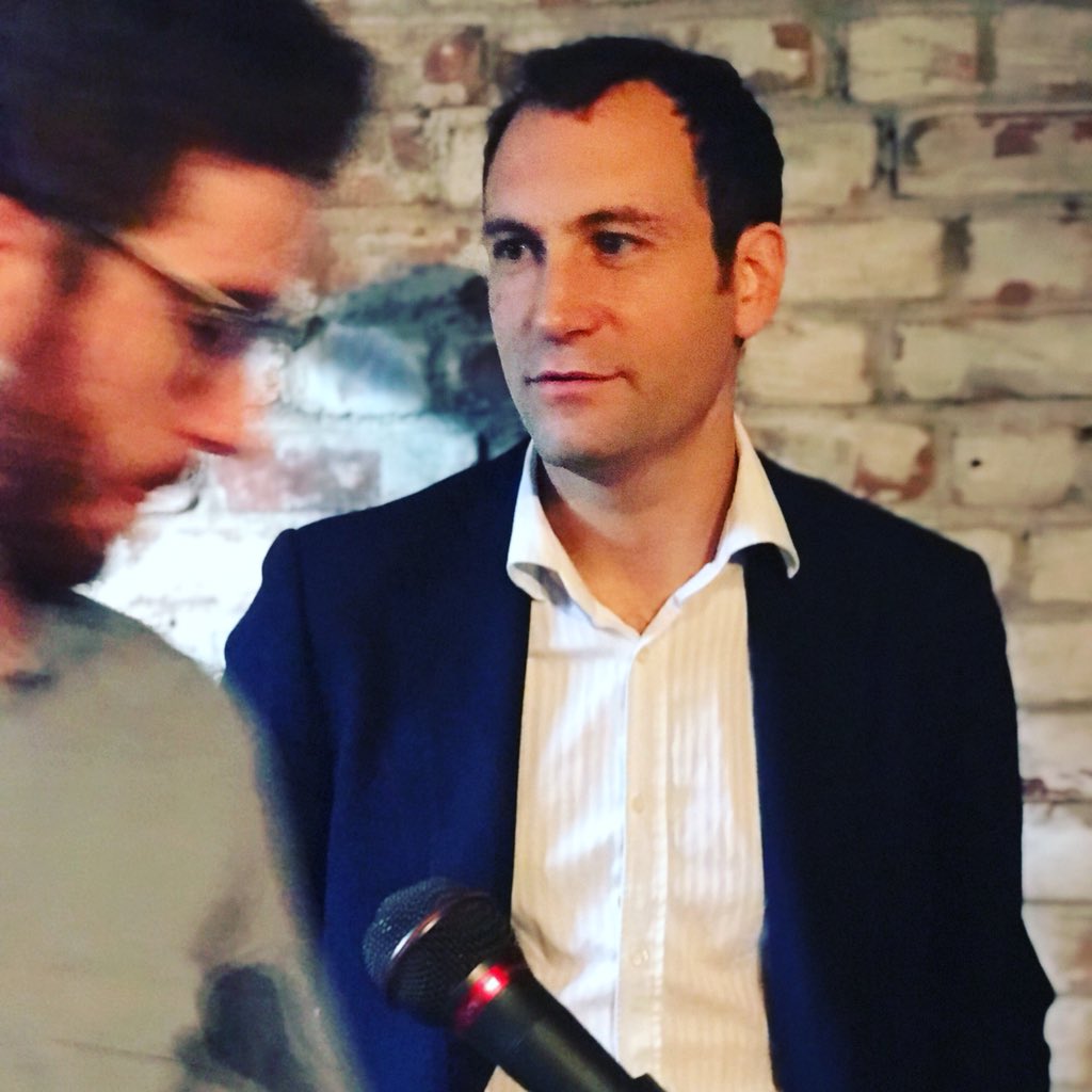 starl3n's tweet photo. Quick mic check. 🎤 #OpenRevolution begins in one two, one two. One. Two. Three. https://t.co/udpXYpmulj
