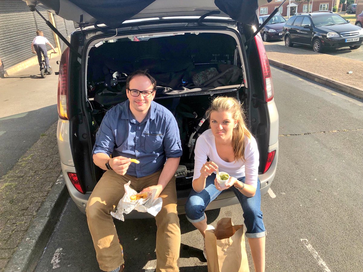 jade_liversidge's tweet image. Whoever said working for @itvnews is glam has clearly never had to eat mushy peas in the back of cameraman’s @tony_day edit van #keepingitclassy