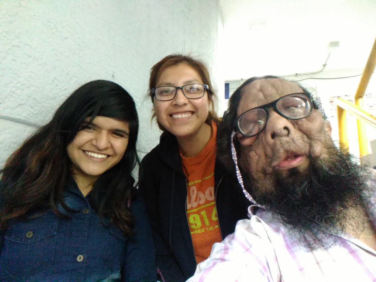 ArbolHueco's tweet photo. @monca_santos @Bettyosma @NilsaHernndez #Intersemestral día siete.
Resurrección le llaman. @monca_santos y @NilsaHernndez regresaron y al parecer sin secuelas graves. "Al parecer..."; creo que me ocultan algo. https://t.co/KjGVpVLGSq