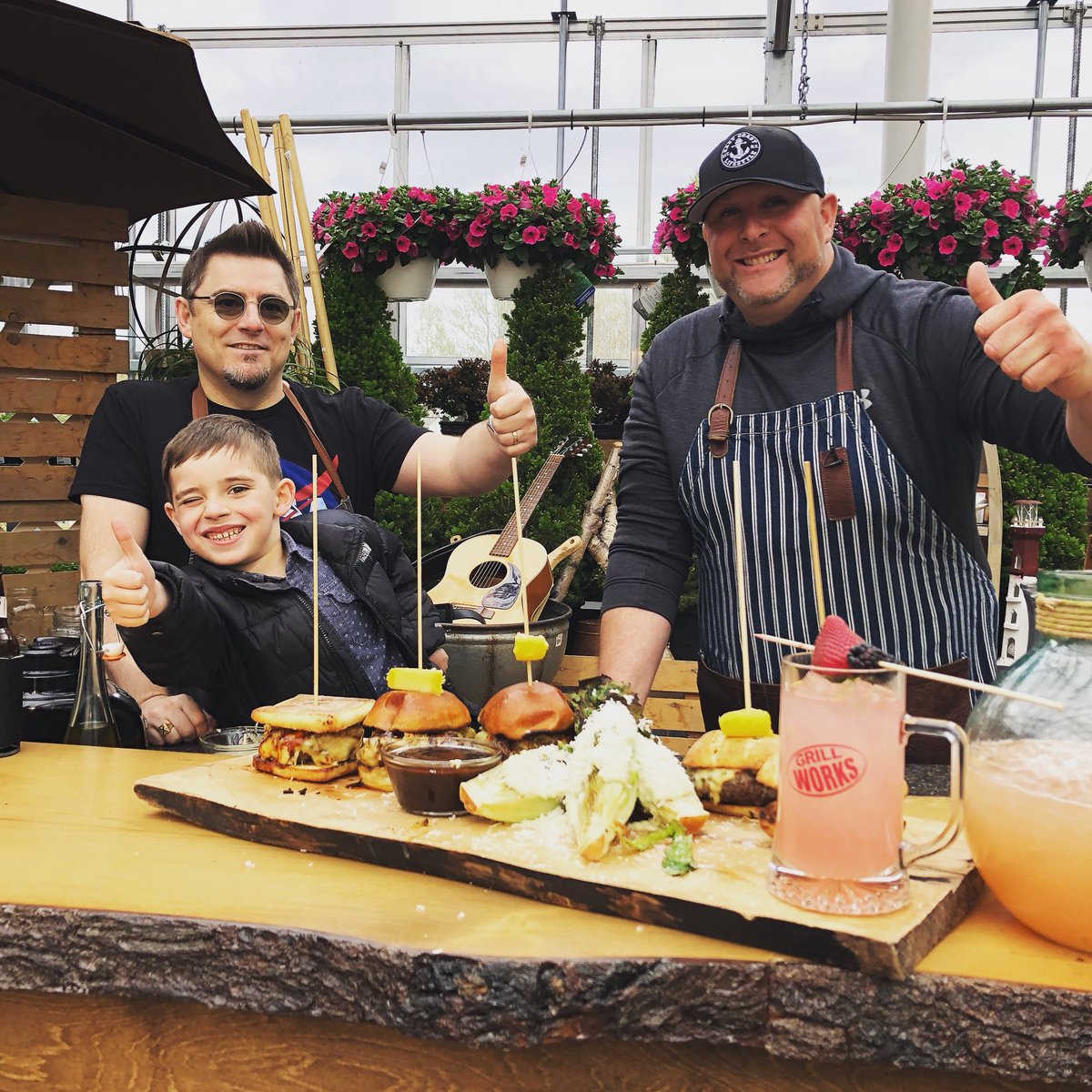 #grillworks2018 Rock &amp; Roll Burgers , grilled pineapple relish , 5 bros logy Bay jack cheese  /grilled romaine Caesar, topped with our Rock &amp; Roll BBQ sauce with Special guest Larry Foley from This ole Guitar and Punters , 8 Track Favourites @