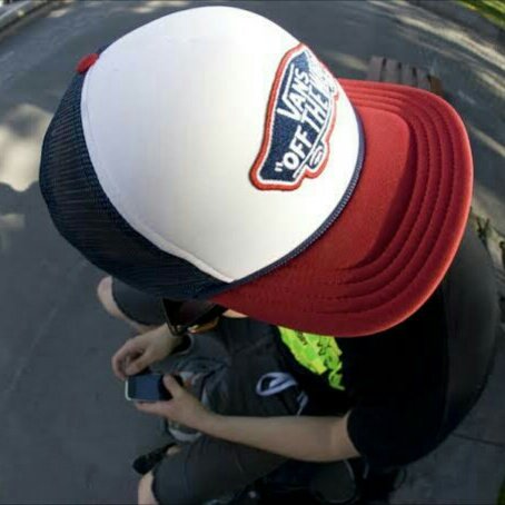 PaskaRastaman's tweet photo. #FotoProfilBaru https://t.co/CxVr1vJfO7