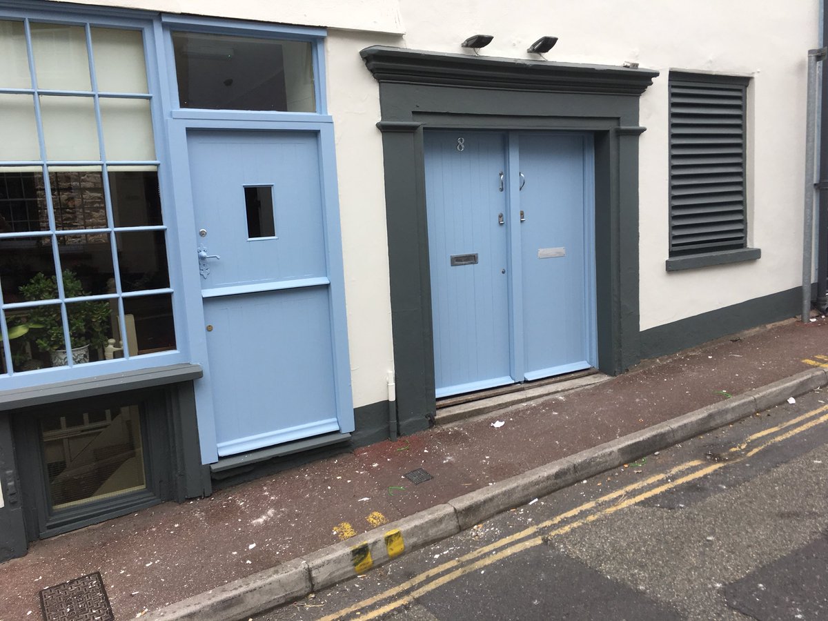 Scaffolding down. Won’t be long till the sea gulls make a mess of it .!!!! #Brixham