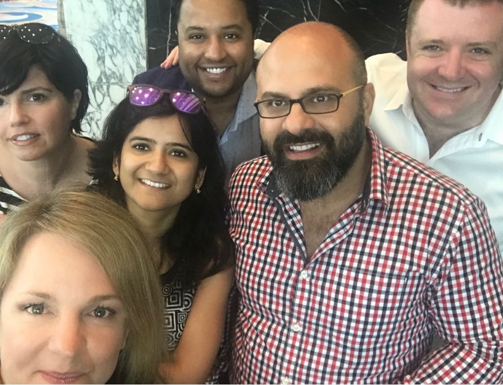 darren_fleming's tweet photo. Congratulations Team!  #uOgrad #Telfer2018 https://t.co/rrp343wdtY