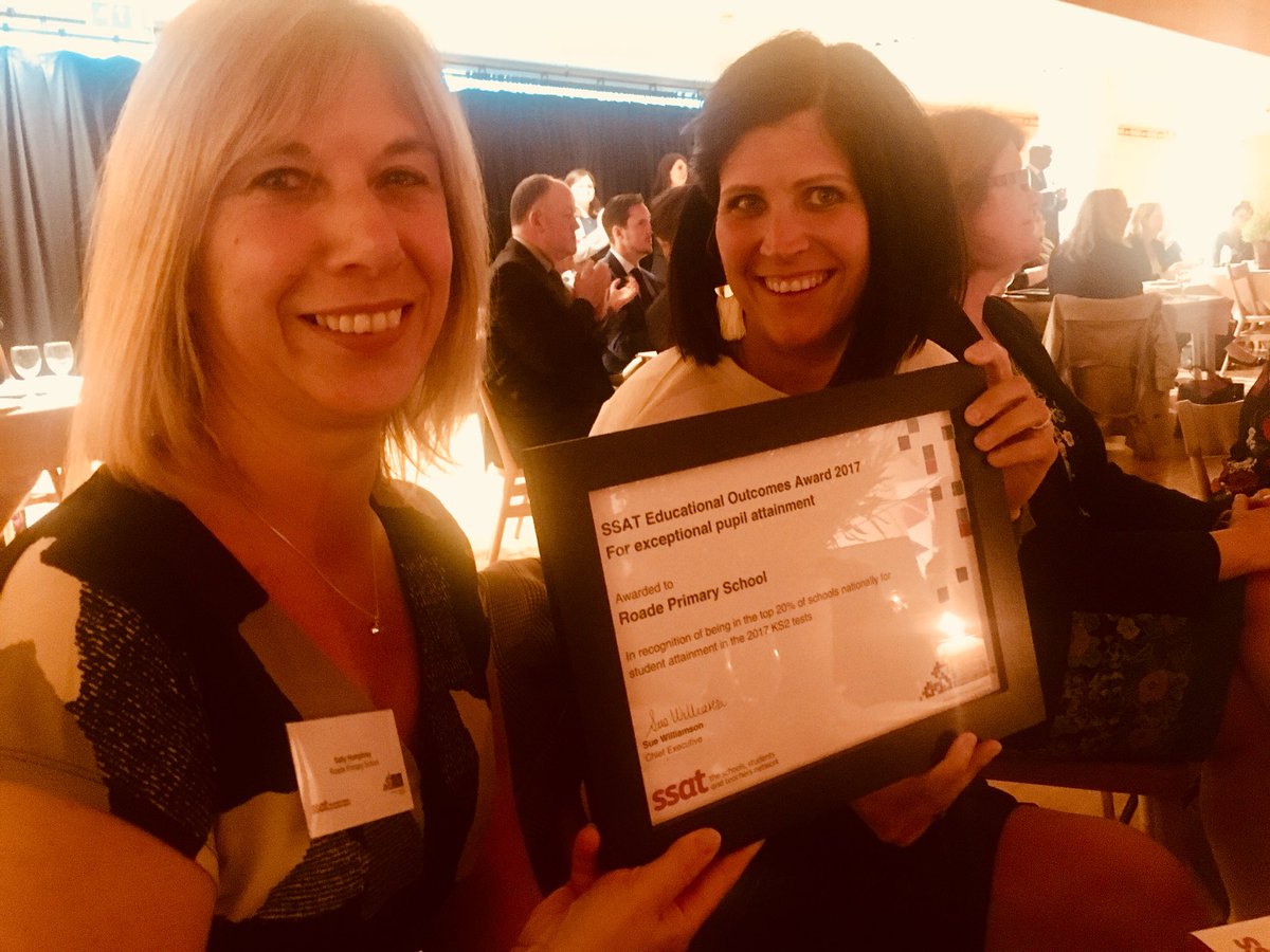 MCurrell42's tweet image. Happy to be the head teacher of the award winning @roadeprimarysch @ssat Top 20% of schools nationally.