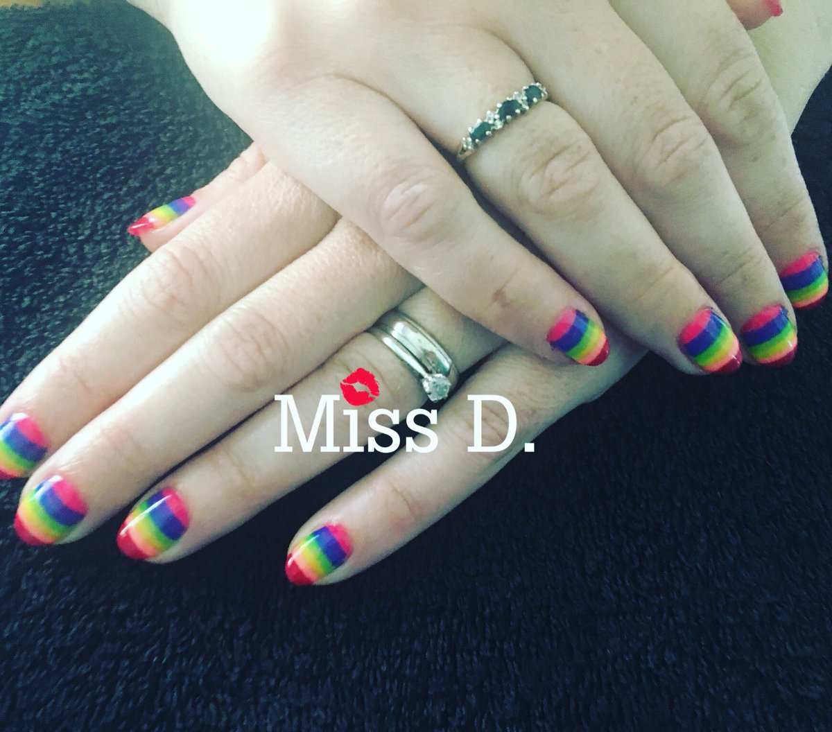 MissD_2014's tweet photo. #gelish #gelnails #gelishcorby #gelpolish #magpieglitter #magpiebeauty #glitternails #glitternailsdesign #nailsofinstagram #nailscorby #missd #mywork #missdbeauty #PrideMonth #pridenails #rainbownails https://t.co/WgOfieX00d