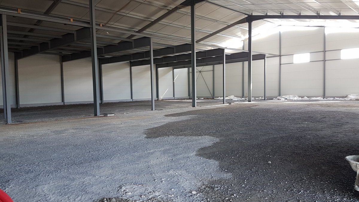 AloGrard's tweet photo. #hangar #grard une équipe de professionnels au service de notre projet https://t.co/4EPEYDG6Po