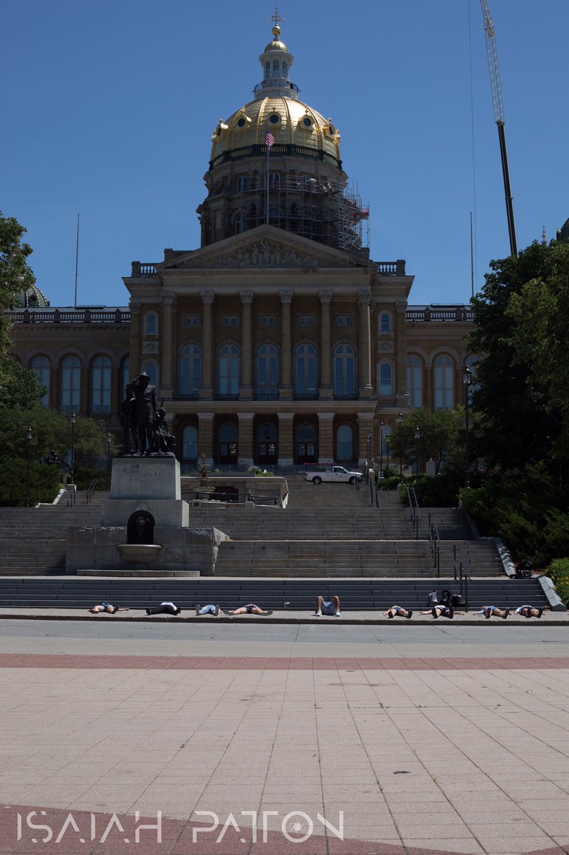 Laney_KT's tweet photo. #NationalDieInDay at the Des Moines State Capitol in honor of the 49 victims from Pulse Nightclub and all students affected by gun violence.
@thesmelloftea @nurahabdulhaqq @FrankNeverAgain
@NationalDieIn
#LethalLegislation #WeAreNotBulletproof #GunsKillUs https://t.co/YQZC66GK87