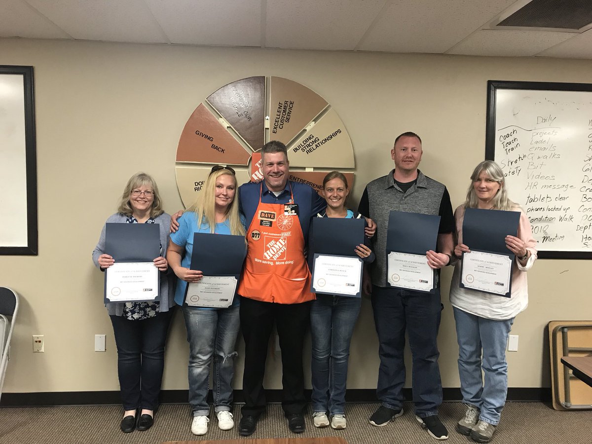 Graduation day for our future MET Leaders!! Congratulations and we can’t wait to see what you do next! #OneTeam #PMDMET #Develop #ColoradoMET <a href="/brianzinnpmd/">Brian Zinn</a>