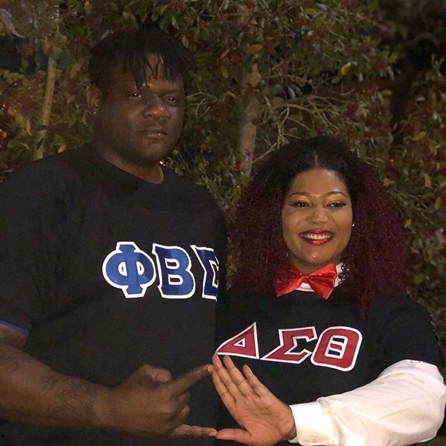 d9loveapp's tweet photo. Pyramids and Doves! ❤️💙
@simplytasha_ 
@bigrob_ybb1000000000 #hematchesmyfly #bestfriendgoals #pepsilove 
#deltasigmatheta #phibetasigma #bluoop #pyramidsanddoves
 #d9love 
#d9lovedatingapp https://t.co/2QKQ3Rkrto https://t.co/MQIDbLCJpm