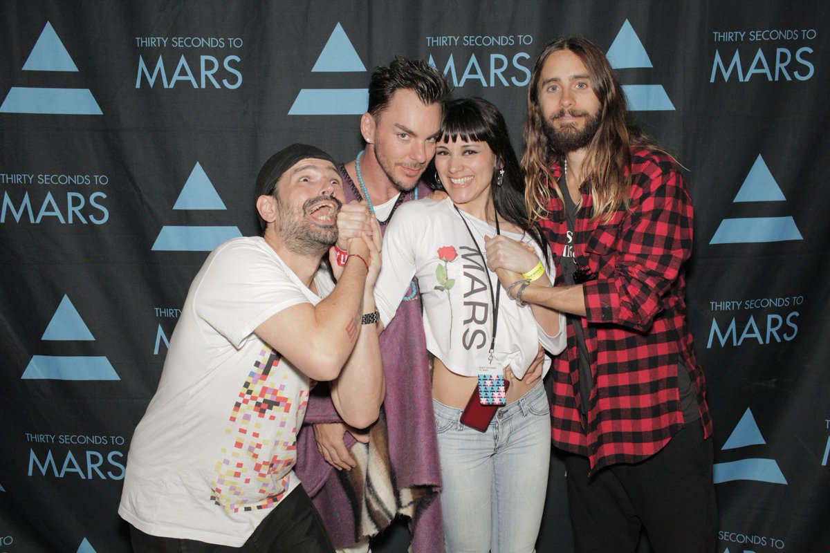 Shany_203's tweet photo. @tomofromearth It's heartbreaking to read this, but if this is the best for you than I completely understand 💔💔
I wanna THANK YOU for everything! I'll miss your smile and laugh, you'll be in my heart and my memories..and yes! I'll follow and fight for my dreams! I love you so much! 🤗💖🇦🇷 https://t.co/Hr2v9QFrg3