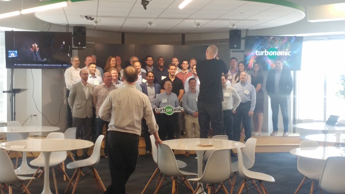 AndrewRacine's tweet photo. Wow...Behind-the-scenes new hire photo @Turbonomic 🚀🚀🚀 https://t.co/Y3MMXFgnYT