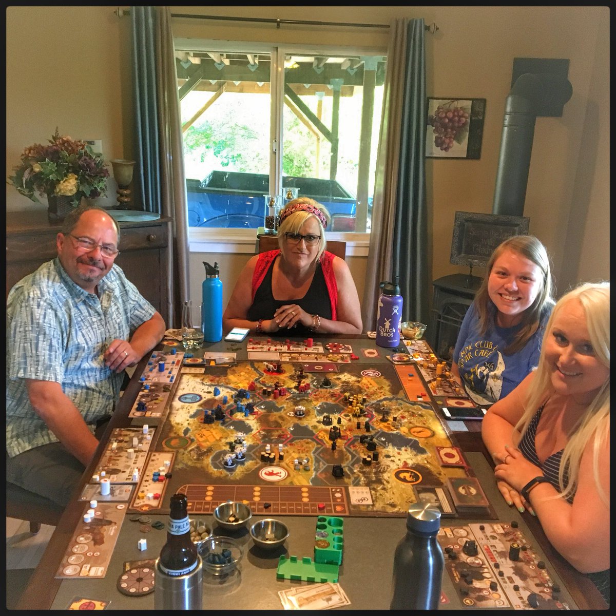 PacificNW_Gamer's tweet photo. A family that plays Scythe together is 85% happier than families that don’t! True statistic from the Board Game Psychologist Journal! 

 #stonemaier #realstatistics #scythe #familygamenight #statistics #boardgames #tabletop #tabletopgames #boardgaming #pnwgamer @stonemaiergames https://t.co/ewnRwqrkO9