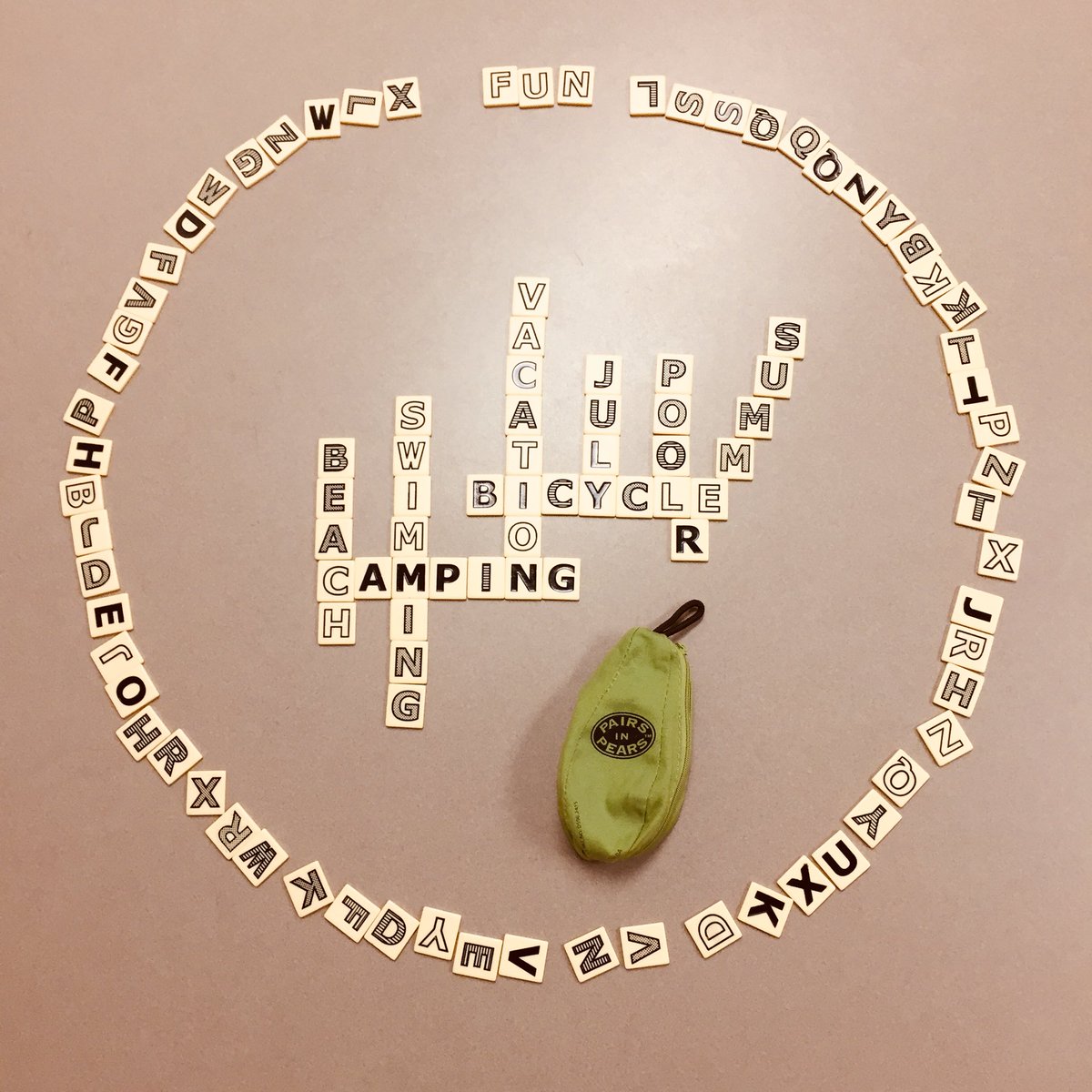 ThomasMLandry's tweet photo. Here’s more #educational #fun with #PairsInPears by @bananagrams ! https://t.co/2X6nhjAa20