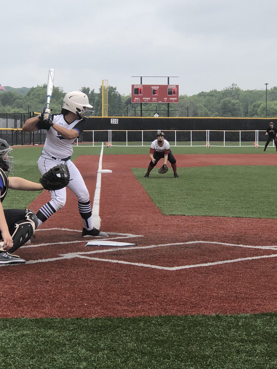 Pulaski_SB's tweet photo. Kristin Burdeau representing Pulaski at the Senior All-Star Games!  Way to work lady!  #Raiderstrong https://t.co/1tkWCDv0rO