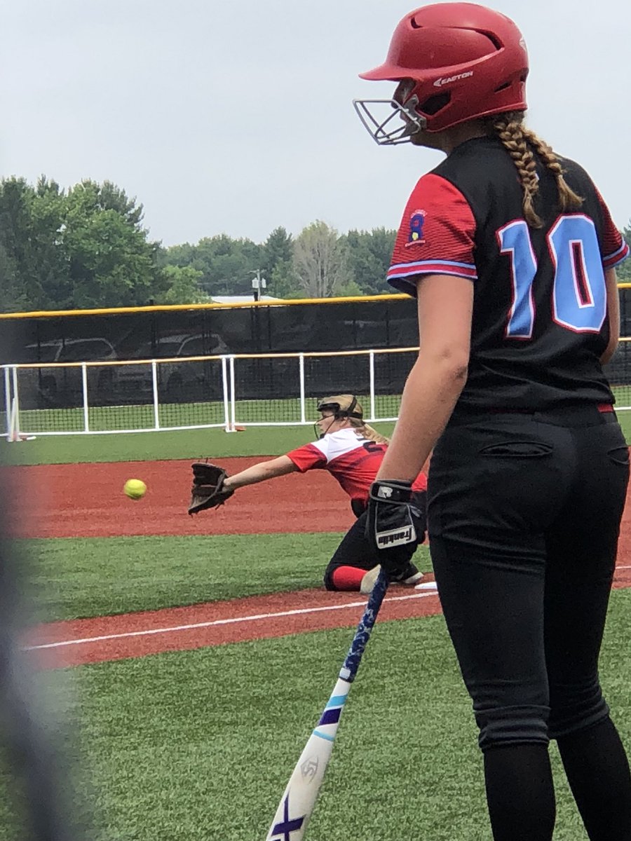 Pulaski_SB's tweet photo. Kristin Burdeau representing Pulaski at the Senior All-Star Games!  Way to work lady!  #Raiderstrong https://t.co/1tkWCDv0rO