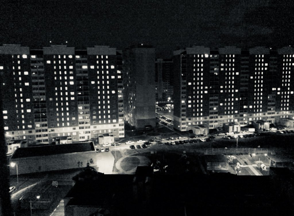 Sharon_Taylor04's tweet photo. Ребятки простите что нечего не твичу ,у меня хреновый интр , но я буду активнее ну почти, я буду стараться и да моя тупая бошка нечего не может придумать .... Ну Крч всем Army с 5 летие BTS , #happyBTS5thAnniversary https://t.co/WcIDrQakg2