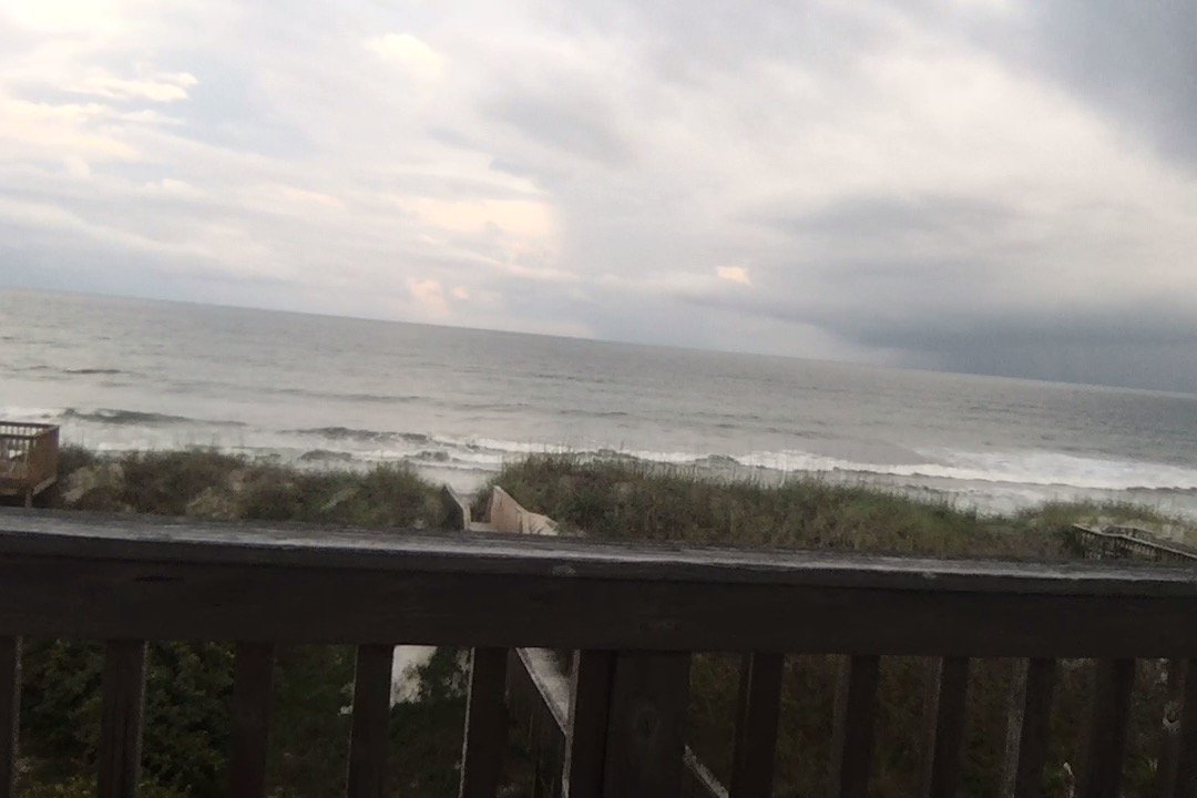 eugeneyamnitsky's tweet photo. Perfect view for writing a dissertation. Since I'm more productive with such a view, I should do it more often, right?! https://t.co/EJqSnkDGMI