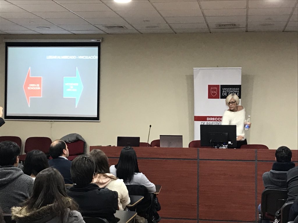 DIT_UAutonoma's tweet photo. #EmmaDraper nos cuenta como se vincula el #mercado con la #Universidad
Lanzamiento #ConectaAutonoma https://t.co/LMJBaJhLfn