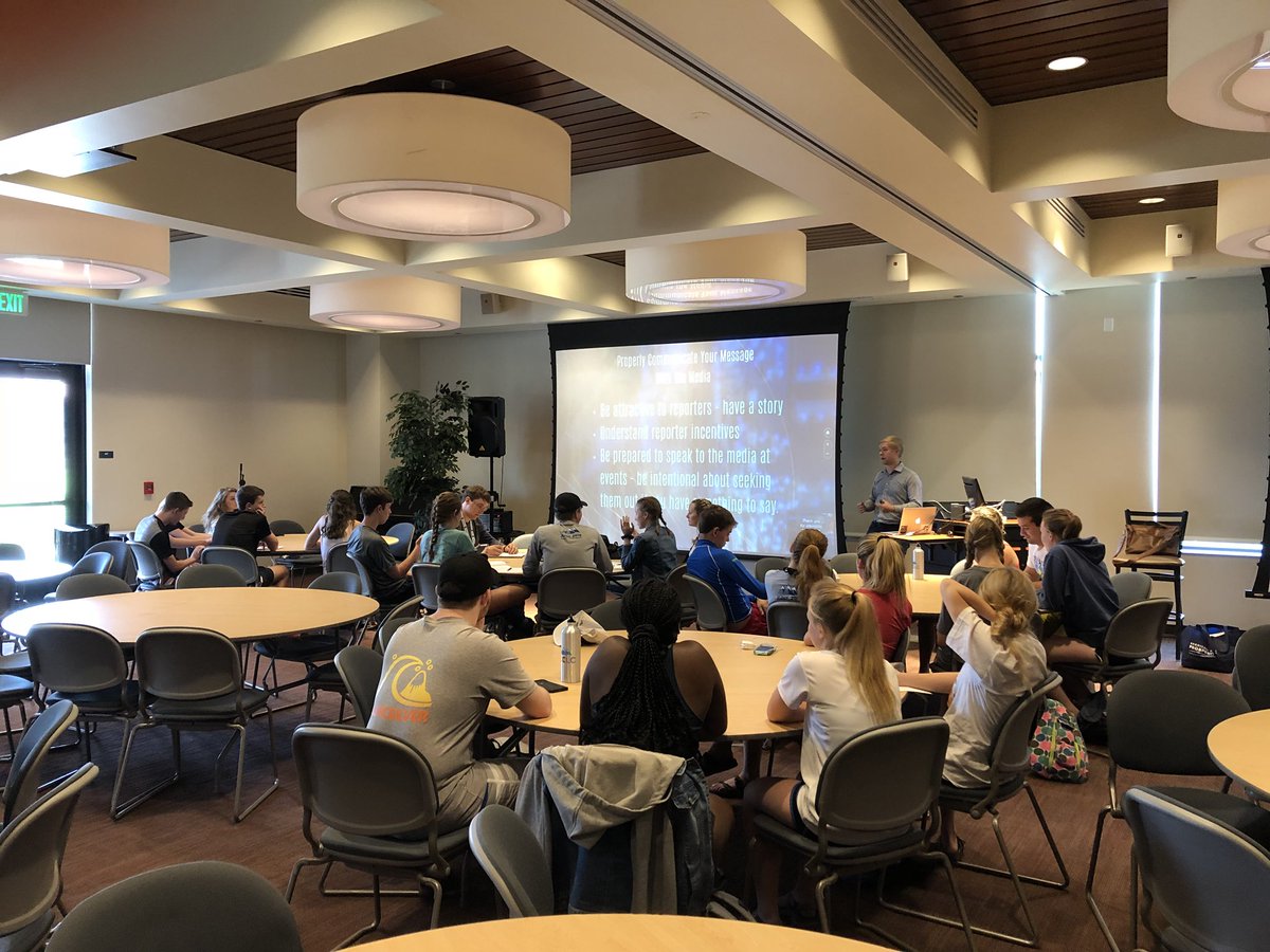 MattBatzel's tweet photo. .@Nick_McIntyre explaining how to get positive media coverage at Campaign in a Week at YCCLC #amtrain #ycclc #tcot https://t.co/x76NrVEjRX