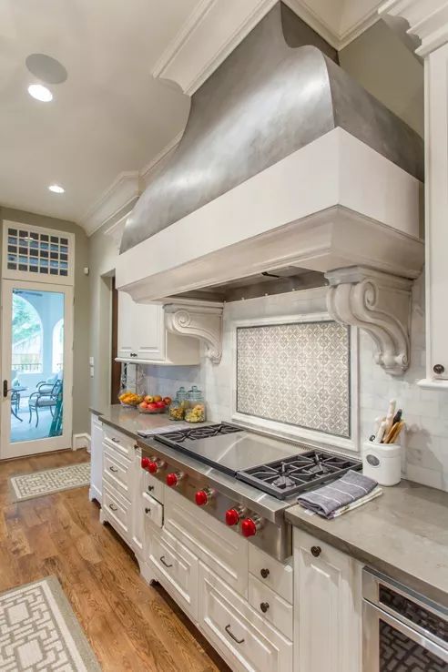 ImagoDeiGallery's tweet photo. Vent Hood Inspiration - beautiful metallic finish by Imago Dei in Houston, Texas https://t.co/P9qKdPp68w