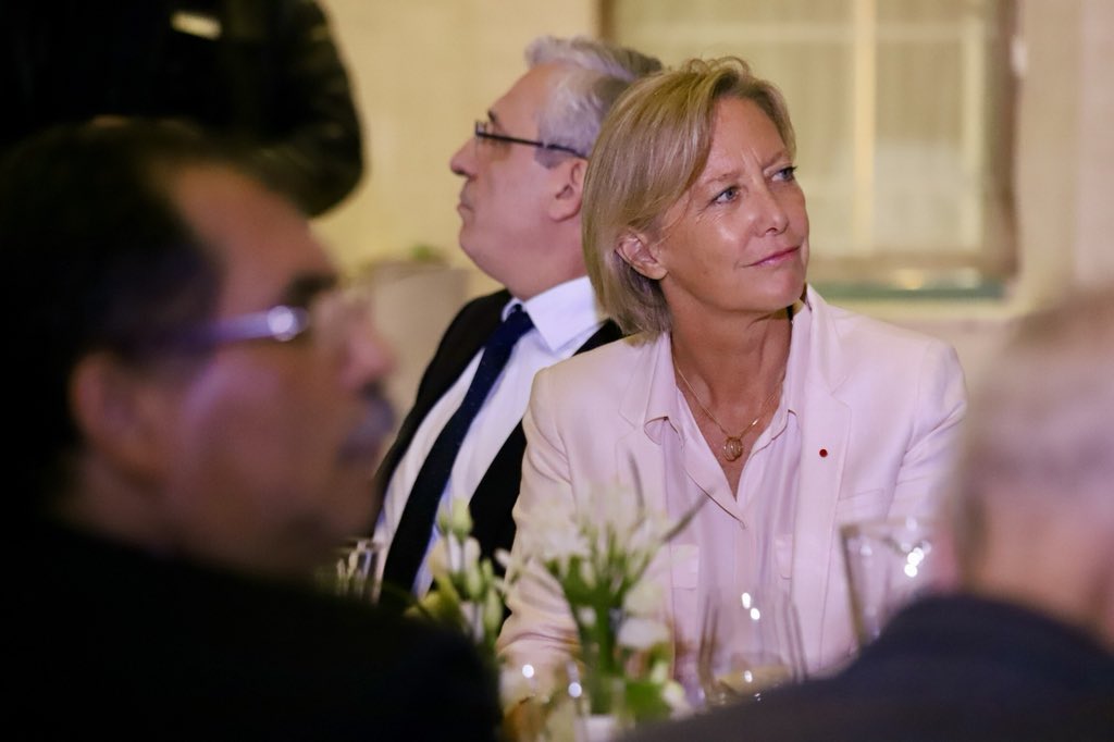 gerardcollomb's tweet image. L’hospitalité musulmane est à nulle autre pareille. Et la République française ne saurait la refuser ou l’oublier.
Heureux de partager l’iftar du Conseil français du culte musulman au pavillon Dauphine où embaume le jasmin et tintent déjà les verres de lait.