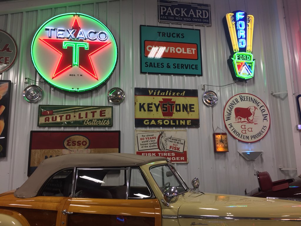 dfish09's tweet photo. Wow - this place is impressive. #EaglesMereAutoMuseum #privatecollection #SullivanCountyPA https://t.co/VqsuJeVXjj