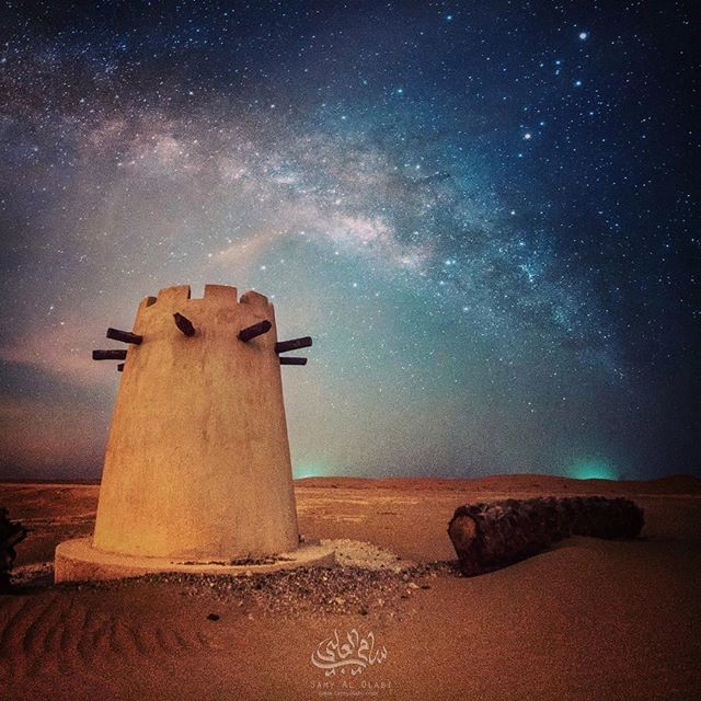 Nightscaping in the UAE 🇦🇪
#ناشيونال_جيوغرافيك_العربية #stargazing #nightphotography #universetoday  #constellation #starsky #star_hunter_jp #trajectory #star_photography #milkywaypics #nightphotography_exclusive #astrophoto #milkywaychasers
