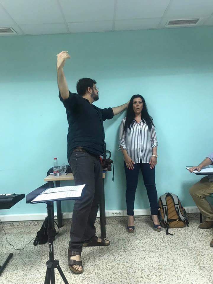 CJardinMenesteo's tweet photo. Maravillosa sesión de técnica vocal que tuvimos ayer las voces blancas de nuestra agrupación de adultos con #JorgeEnriqueGarcíaOrtega ❤️

Nada como aprender a conocernos, saber dónde podemos mejorar, cómo sacar lo mejor de nosotras. Una habilidad impresionante!

Gracias, Jorge! https://t.co/6xJ1uKRL7M