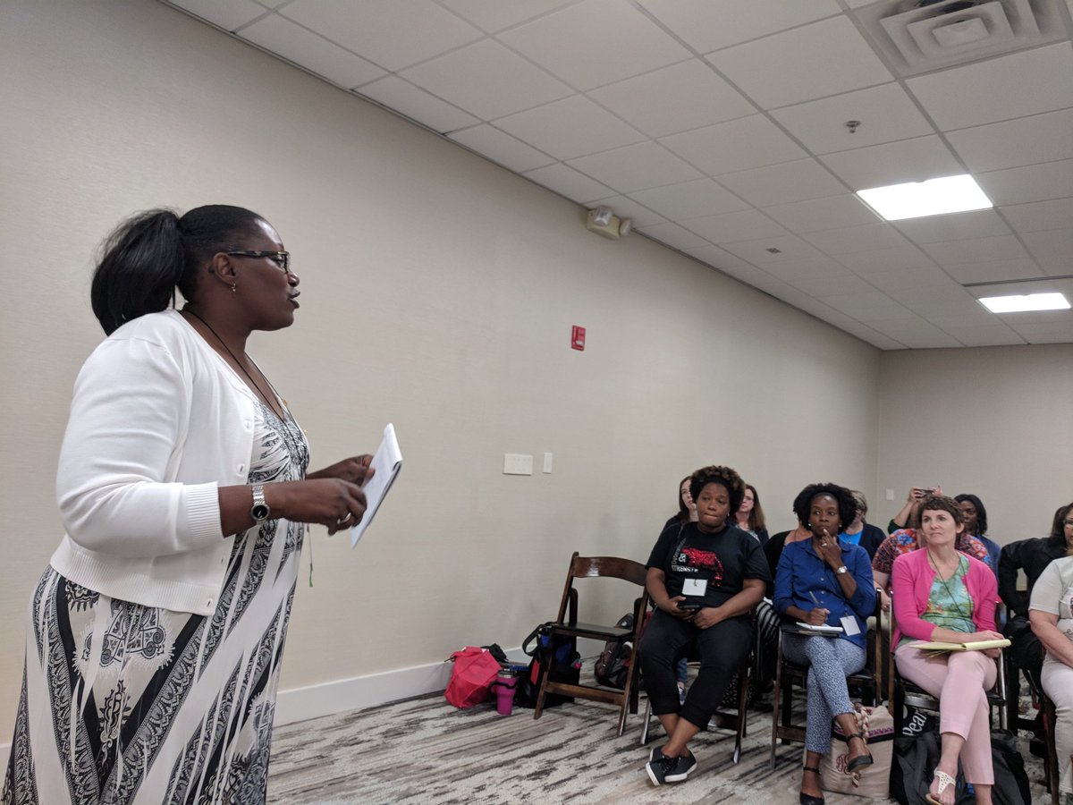 lmartin423's tweet photo. @KandisThomas slayed in her first presentation at #glmasi18. @ABDOpublishing https://t.co/wOkxfOScNl