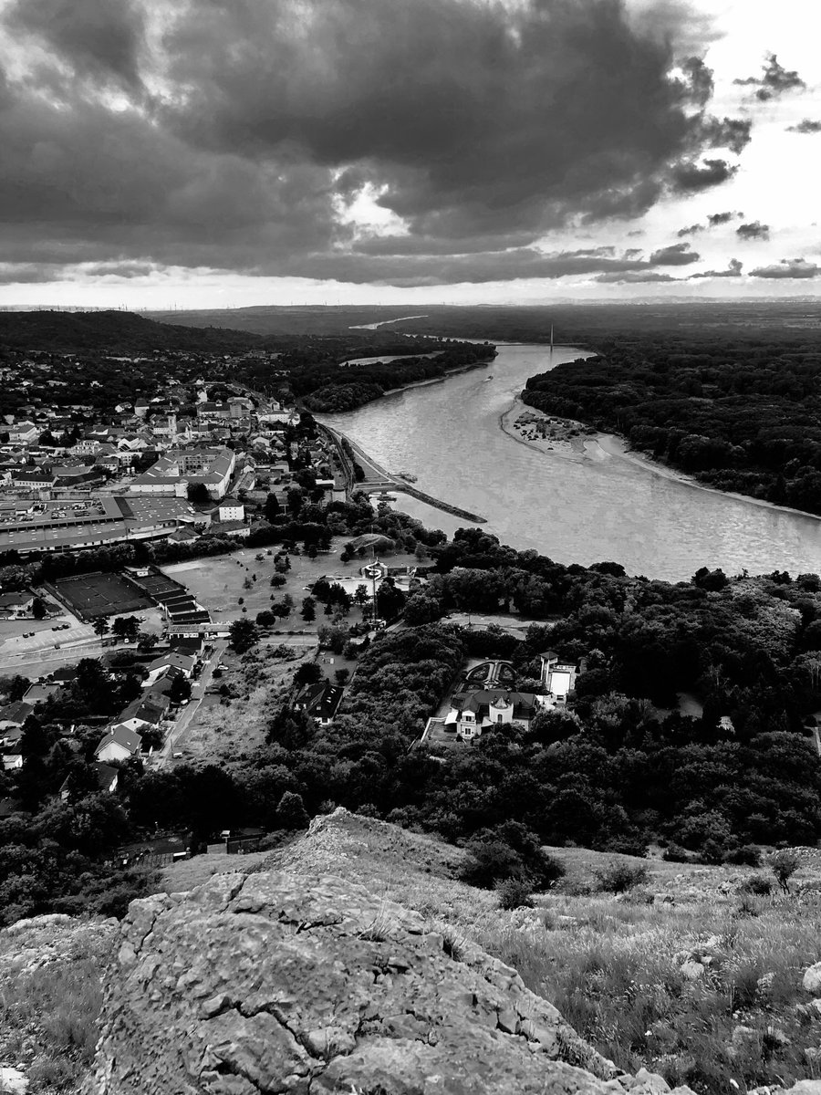 Jemand hat in Himmel Tinte verschüttet.