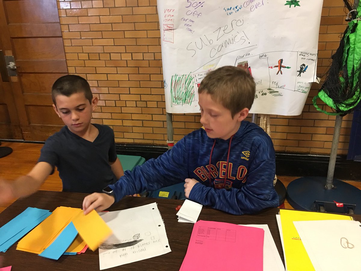 jetter_julia's tweet photo. More business fair pics and future entrepreneurs https://t.co/Q4pABBYXc3