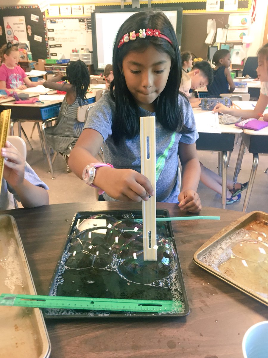 SchoferABC123's tweet image. Keep Calm and Blow Bubbles...#bubblemath