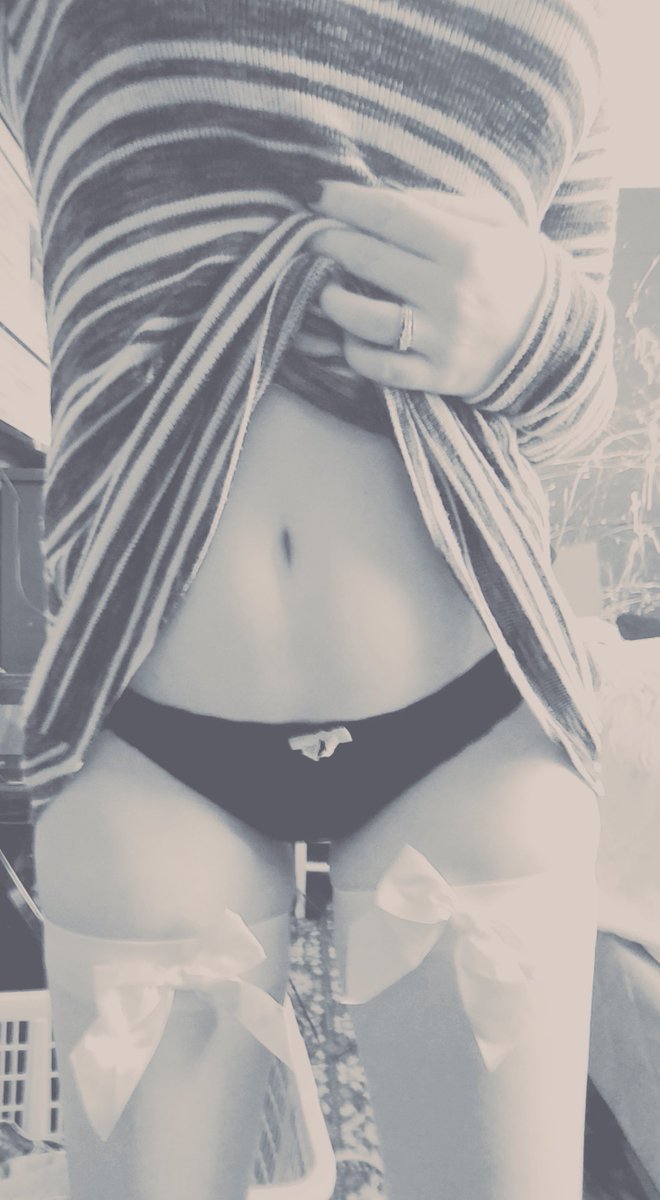 jezzy_cat's tweet photo. Come make your kitten purr my dirty masters 😽
$5 gets you a surprise 😻
Are you man enough to take on this kitty?
Prove it 😸
https://t.co/AgYcapokdF
#findon #fendom @chaturbate #kittenplay #porn #sex #paypig #moneyslut #petplay #NSFW #kittenmaster #pussyplay https://t.co/bCQ7KxXDwd