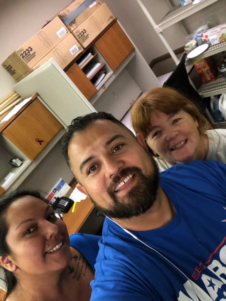 MHernandez_LV's tweet image. Thank you to the #volunteers for phone banking! And encouraging people to go vote.
#HernandezforCommission