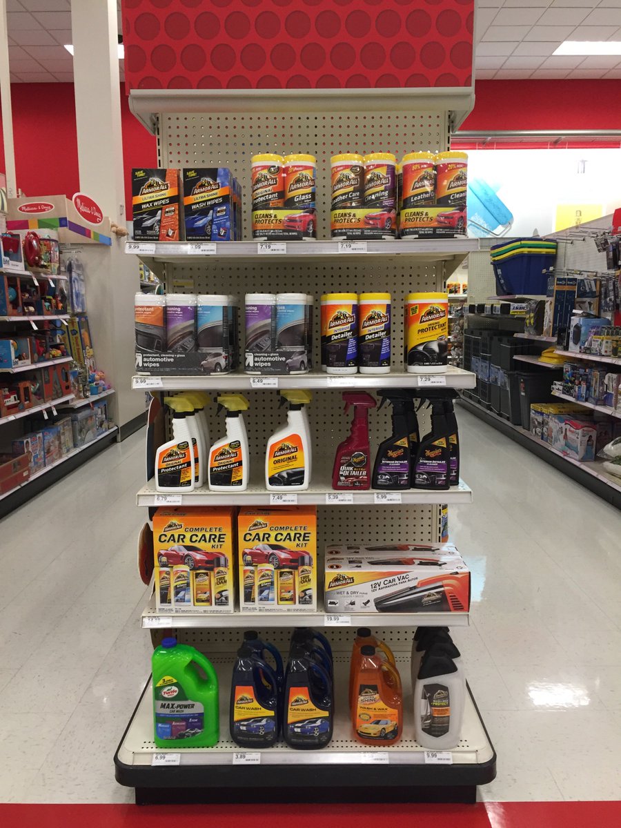 TayOnTarget's tweet photo. Our team is DRIVING sales for Father’s Day! Make sure your dad is riding in style. @acahill49 @awibbs09 @A_Leigh_ https://t.co/qqkx3ZkKUL