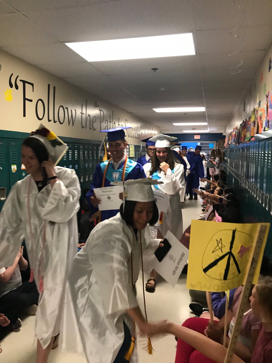 ⁦<a href="/gobluechs/">Cumberland High</a>⁩ Congratulations seniors!!