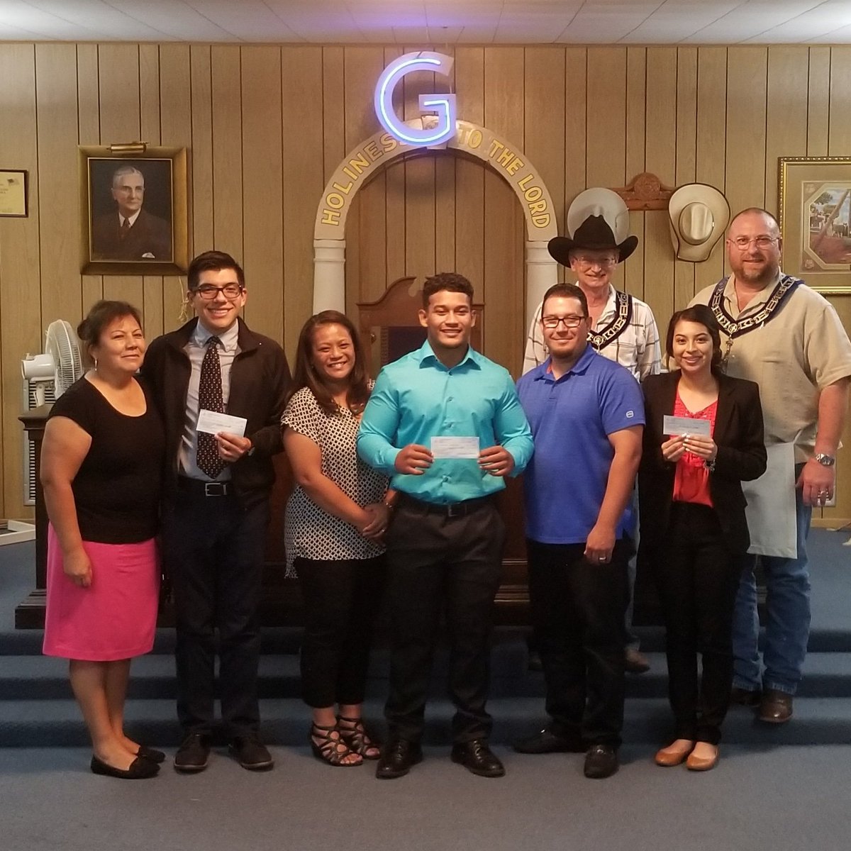 Cafortner1304's tweet photo. Congratulations to the recipients of our 2018 Scholarship Awards! We enjoyed getting to know these amazing students this evening. After dinner, we presented each of them with a check to help with their tuition. We at C. A. Fortner wish each of you the best of luck! https://t.co/NXudZCWfQi