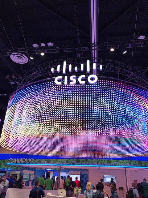 LinusTech's tweet image. Stay tuned as we dive into the next wave of Cisco&apos;s #NetworkIntuitive in a few weeks! #CLUS #CiscoPartner 