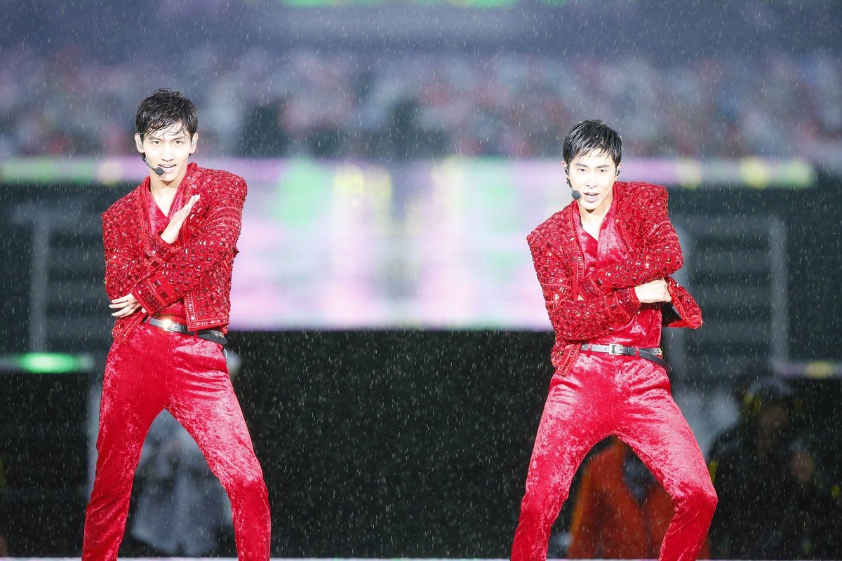 withT_yhcm's tweet photo. #東方神起 #BeginAgainSpecialEdition
#日産スタジアム3days
東方神起 Road Reboot
Begin ~Again Version~ https://t.co/Ihgaklo5qO