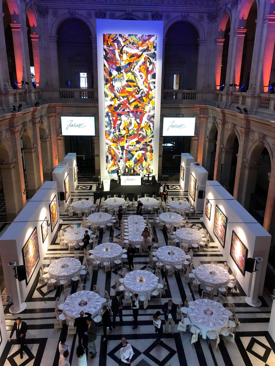 Soirée exceptionnelle de lancement de l’exposition Jonone à ⁦@CCI_MP⁩ . Formidable énergie! Un dynamisme et une grande modernité dans ce Palais chargé d’histoire.⁦⁦