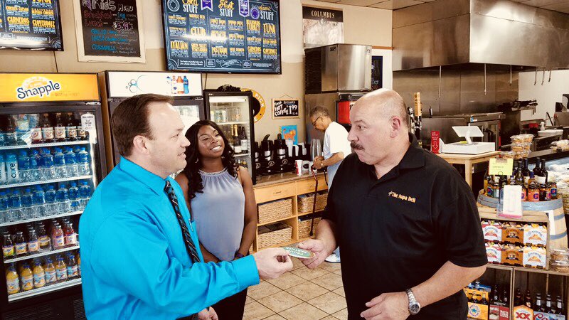 FSUSD Leaders showing appreciation to Napa Deli for your commitment to the community and Fairfield &amp; Suisun schools. Thank you for your continued partnership. <a href="/EdServicesFSUSD/">EdServices FSUSD</a> <a href="/FSUSDHR/">FSUSD HR</a> 
#FSUSDLEADLap #CommunityPartnersRock