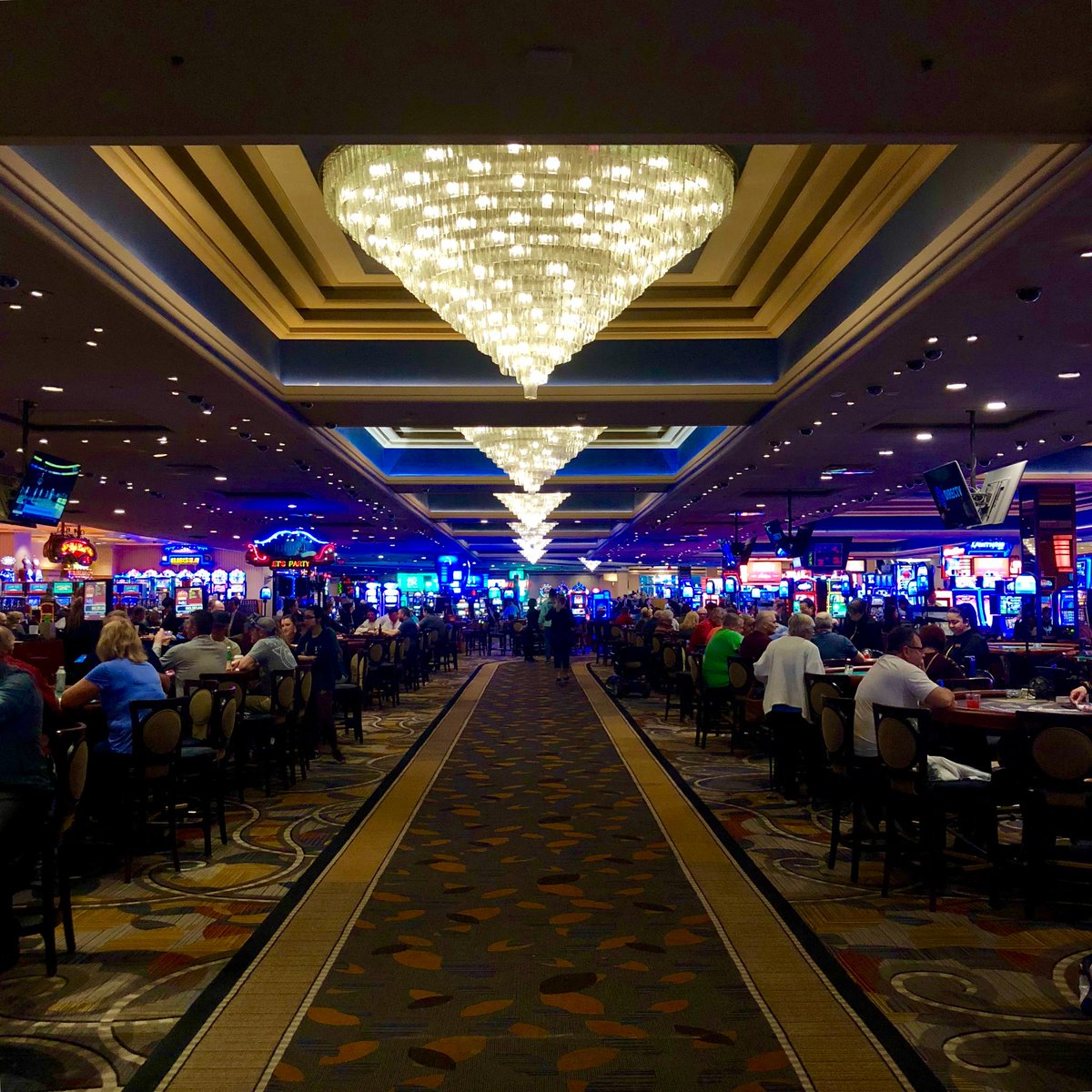 Bally's Las Vegas (BallysVegas) Twitter