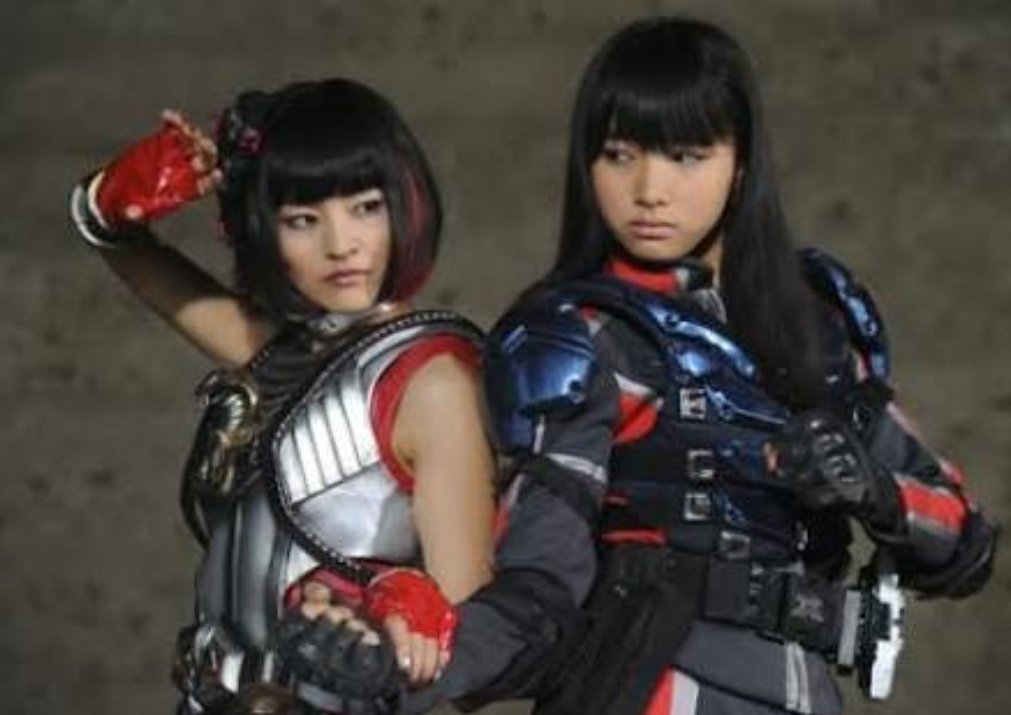 首領 大幹部列伝 Sur Twitter ギナ スペクター ウルトラマンx に登場 別名幻影宇宙女王 モルド スペクターは実兄 ジュダ スペクターは実弟 若い人間の女性の姿 喜怒哀楽のはっきりとした性格 格闘能力は高く 鞭 バットウィップスや優れた足技を駆使