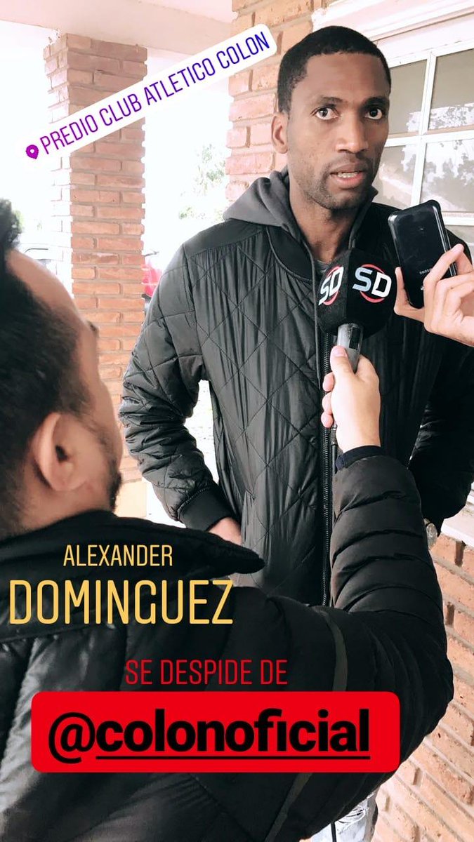 JuanchiMolina's tweet photo. Alexander Domínguez pasó a despedirse de sus ex compañeros de #Colón. Escucha la nota en @fmsol915 y @somosdep. https://t.co/eeN1LIkNwi