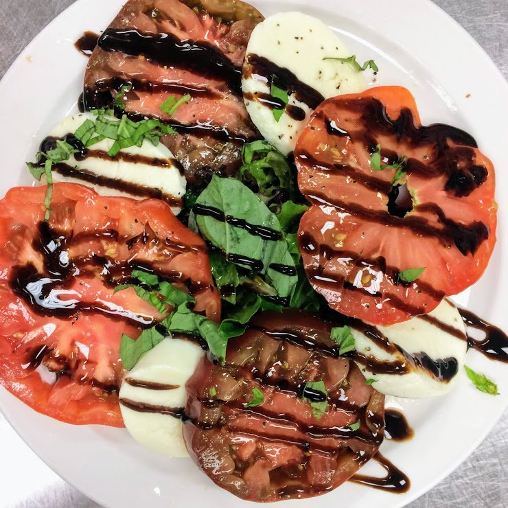 Sun_Singer's tweet photo. Sun's Out, Patio's Open...it's Oyster Week!
#cu4lunch #cu4brunch #cu4dinner #chambana #eatdrinksunsinger #eatsunsinger #drinksunsinger #eatcu #drinkcu #eatlocal #chambanaeats https://t.co/KmcdXFL7gj