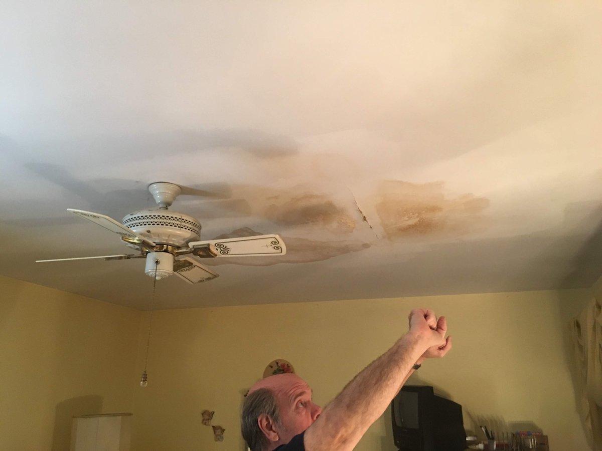 The weather forecast this week is pretty wet again.  Quit worrying about roof leaks and give us a call!  We’ll do a thorough inspection to determine if your roof needs to be repaired or replaced. #BirminghamRoofer #roofingcontractor #homeimprovement #roofleaks