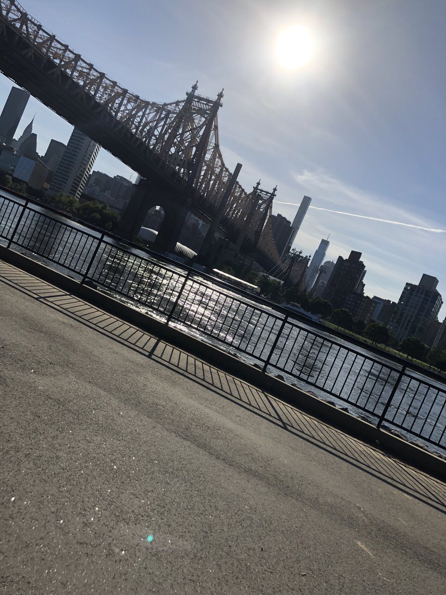 Only1Sossa's tweet photo. #Views https://t.co/Y0kLjeg2Kb