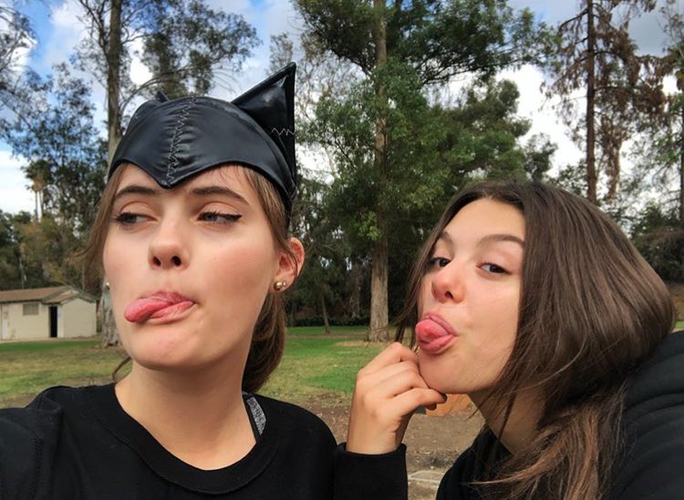 sofiaceIenee's tweet photo. “ we’re 12 and I love it “ https://t.co/Lzr4hw62k2